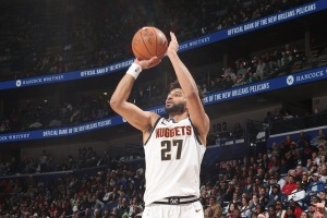 打進(jìn)拖入加時(shí)球&加時(shí)最后連得5分??J-穆雷19中9砍27分8板4助3斷