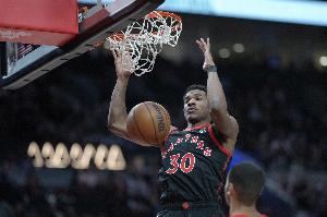 高效得分手！阿巴基半場(chǎng)9中5&三分1中1貢獻(xiàn)11分2板1斷