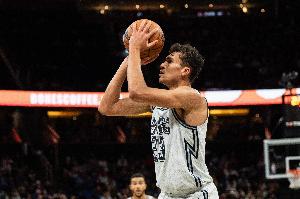 肅然起敬！魔術(shù)倒下兩名德國(guó)球星 但靠德國(guó)小將席爾瓦殺死比賽