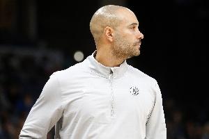 籃網(wǎng)主帥：為球隊的拼搏精神感到驕傲 我們要改正一些錯誤