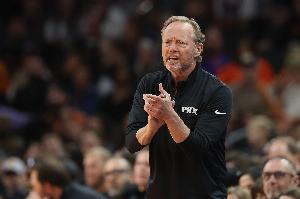 布登：我們距離目標還有很長的一段距離 要保持贏球的渴望