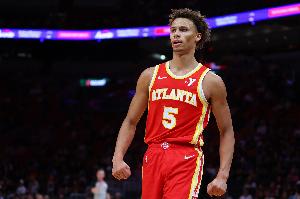 全場貢獻8次搶斷！丹尼爾斯：就是在閱讀比賽 我知道球的路線