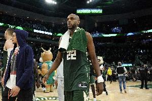 字表缺席！雄鹿VS公牛首發(fā)：羅林斯  杰克遜 波蒂斯 米神 大洛