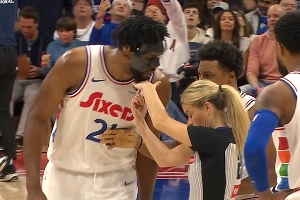 ??手勢真帥！女裁判連續(xù)驅(qū)逐了莊神+恩比德??