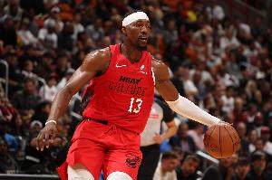 后程發(fā)力！阿德巴約下半場(chǎng)獨(dú)攬17分 全場(chǎng)12中8砍下23分7板7助