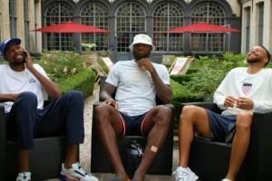 詹姆斯+KD的跳投 KD+庫(kù)里的手速 庫(kù)里+詹姆斯的籃球IQ 哪個(gè)最強(qiáng)？