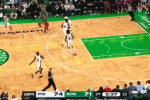 ??開了，完全開了！杰倫-布朗三分抹平16分分差 半節(jié)已經(jīng)10分！