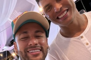 老隊友！內馬爾社媒曬與蒂亞戈-席爾瓦合照：我愛你