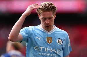 曼晚預(yù)測(cè)曼城戰(zhàn)埃弗頓首發(fā)：德布勞內(nèi)、沃克、劉易斯在列