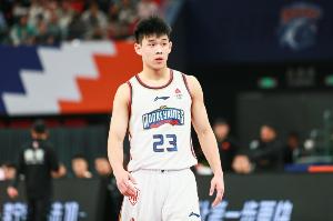 攻防俱佳！林葳44分鐘20中9拿下28分8板11助6斷1帽 下半場24分