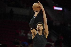 文班談失利：我覺得我們離勝利很接近 但有時缺乏一些特質(zhì)