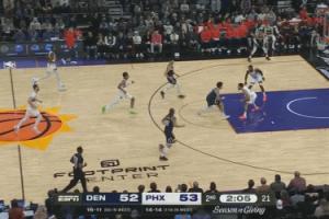 ??你小子！威少大空位不投??等杜蘭特來撲直接突他