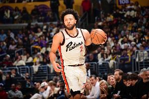 ??太難了！康寧漢姆半場11中6砍下21分3板5助 球隊落后15分