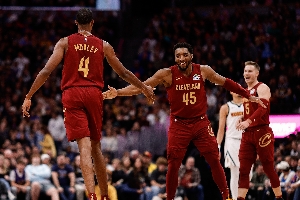 聯(lián)盟第一火力??騎士連續(xù)4場(chǎng)命中20+三分創(chuàng)隊(duì)史紀(jì)錄 平歷史紀(jì)錄