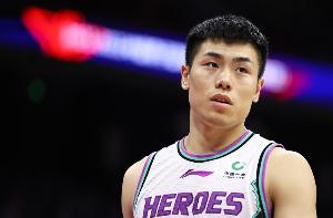 夏曉司：劉毅新年后復出 已經(jīng)開始參與隊內的對抗訓練