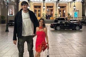 ?最萌身高差！2米24博班曬與1米6妻子合照祝其生日快樂