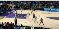 手感來了！麥科勒姆頂著兩人扔進三分&點飛防守人橫撤步再中三分