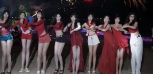 滿屏的大長腿????浙江啦啦隊上新：這個舞蹈適合今天跨年嗎？