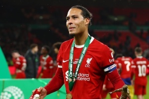 進球網(wǎng)評英超冬窗引援Top10：范迪克維迪奇蘇牙前三，B費第五