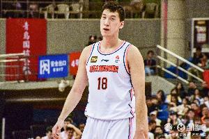 最后2記三分將自己拖出會(huì)議室！杜潤(rùn)旺11中2 拿到6分2板2助