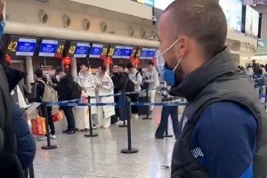 博主：拉布亞德將隨大連英博前往海南，昨日抵達(dá)大連并完成體檢