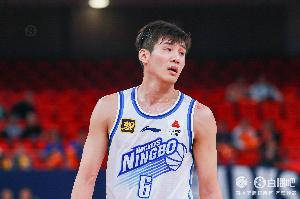 高效輸出難救主！王俊杰11中7拿到20分5板 罰球8中6