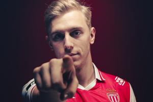 小賺一筆！比雷斯1500萬(wàn)歐加盟摩納哥，阿森納收到430萬(wàn)歐分成