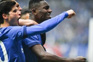 滬媒：申花18日將熱身大連英博，有望上演申花新老前鋒對(duì)決