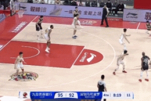 攻防壓制！姜偉澤和瓊斯先后命中三分 吉林末節(jié)開局轟出14-0