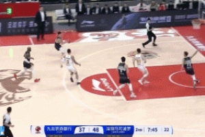 大舉反擊！吉林多點(diǎn)開花轟出18-2將分差縮小到個(gè)位數(shù)打停深圳