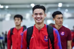 記者：津門虎的內(nèi)援引進(jìn)未結(jié)束，上賽季效力梅州客家的尹聰耀到隊(duì)