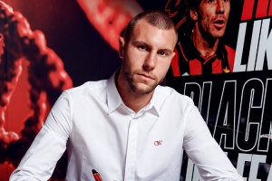 跟隊記者：盡管費內(nèi)巴切一再堅持，但米蘭不想冬窗出售帕夫洛維奇