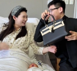 寶寶出生了！張寧：現(xiàn)在的世界節(jié)奏很快 還是想慢下來好好看看