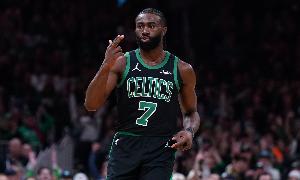 杰倫-布朗談表現(xiàn)：接受球隊組織者的角色 做好球隊需要我做的事