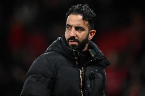 曼聯(lián)本賽季3任主教練戰(zhàn)績：滕哈赫4負，阿莫林7負，范尼0負