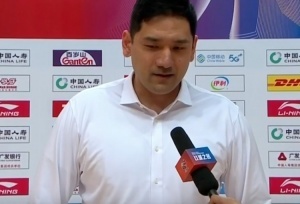 點(diǎn)贊拼勁！鐘誠：隊(duì)員打得很耐心最終贏下焦灼的比賽