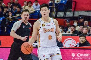 穩(wěn)定發(fā)揮！張寧17中8拿到21分3助3斷難阻球隊失利