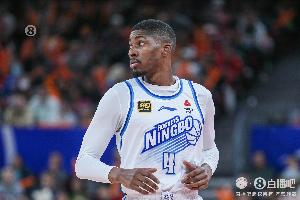 不容易！馬奇是寧波隊(duì)史第一個(gè)60+ 為CBA歷史第51個(gè)單場60+