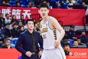 段冉：如果季后賽現(xiàn)在開始 廣廈毫無疑問是冠軍的強有力爭奪者