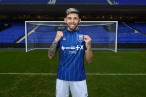 官方：伊普斯維奇租借簽下布萊頓中場恩西索，租期至賽季末