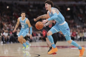 周五競彩籃球強(qiáng)檔：開拓者狀態(tài)正佳 灰熊鵜鶘同爭五連勝