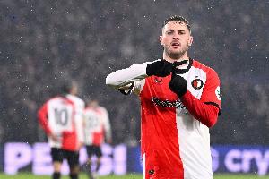 荷媒：仍未收到米蘭報(bào)價(jià)，費(fèi)耶諾德傾向于冬窗不賣希門尼斯