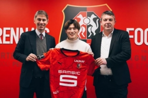 古橋亨梧成第17名效力法甲的日本球員，目前法甲有6名日本球員