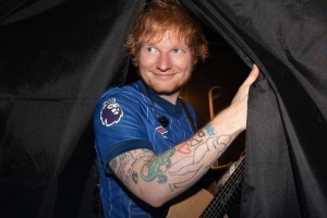 世體：巴薩下場(chǎng)國(guó)家德比球衣將和黃老板聯(lián)名