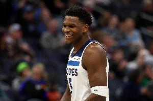 對(duì)飆！三節(jié)愛(ài)德華茲15中8拿23分6板4帽 杜蘭特14中9砍22分6助3帽