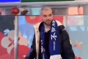 羅馬尼亞中鋒圖多列今天抵達(dá)武漢，在完成體檢后將與三鎮(zhèn)簽約