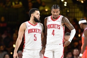 段冉：火箭最后2次進(jìn)攻有些難頂 只落后一分選擇其實(shí)挺多的