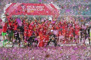 中國(guó)女足亞洲杯奪冠三周年！決賽3-2逆轉(zhuǎn)韓國(guó)，時(shí)隔16年再登頂