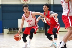 本周訓(xùn)練已進(jìn)入對(duì)抗階段！中國(guó)男籃最新訓(xùn)練圖集新鮮出爐