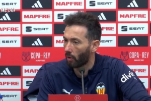 ??瓦倫主帥賽前稱已吸取1-7輸巴薩的教訓，結(jié)果球隊依舊0-5慘敗